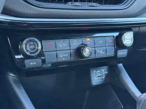 f627c086cb3d7a94a1880100f77cd45cx