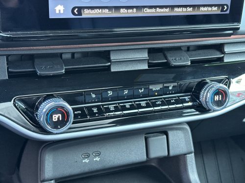 f75ec955a7125081ad7a039e4d25724cx