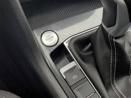 f8a3d1c1058dffb80a21451f4ebf63d6x